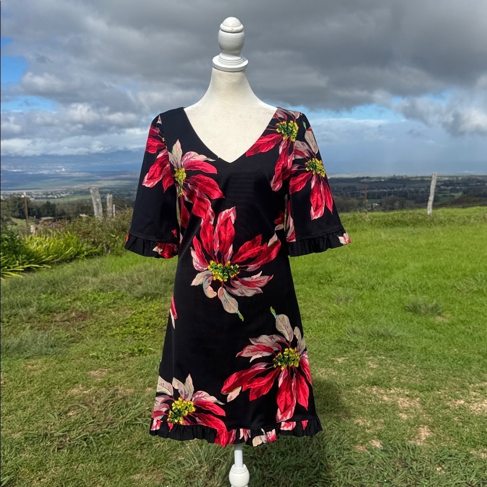 Trina Turk Lounge Festive Holiday Resort floral Ruffle Hem Dress